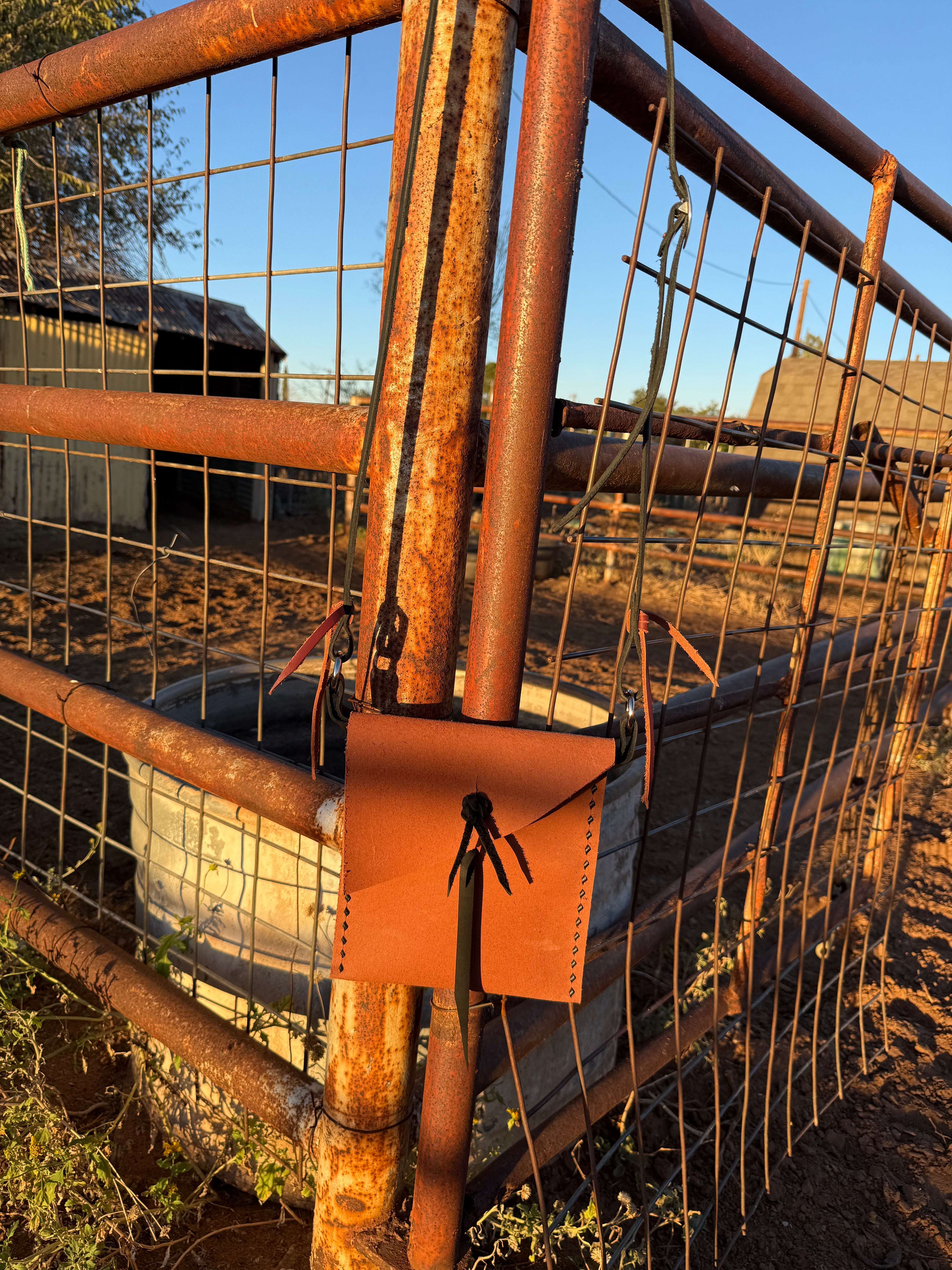 The Wanderer - Brown and Black