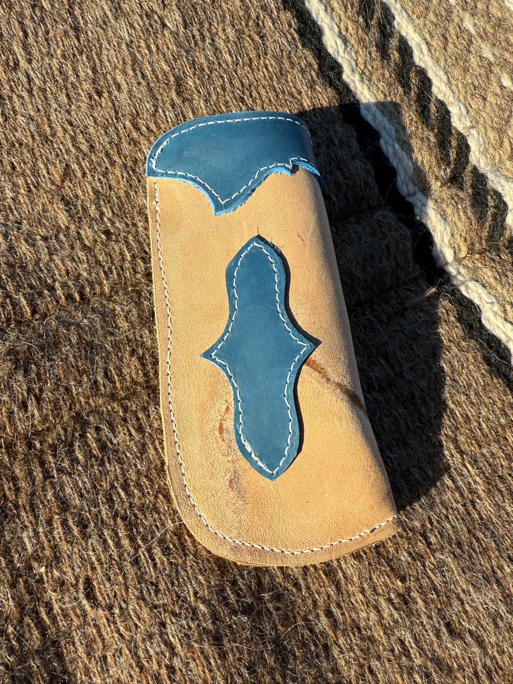 The Sunnie – Mini Leggin’ Sunglasses Holder